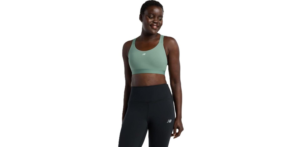 New Balance womens Nb Essential Train Bra