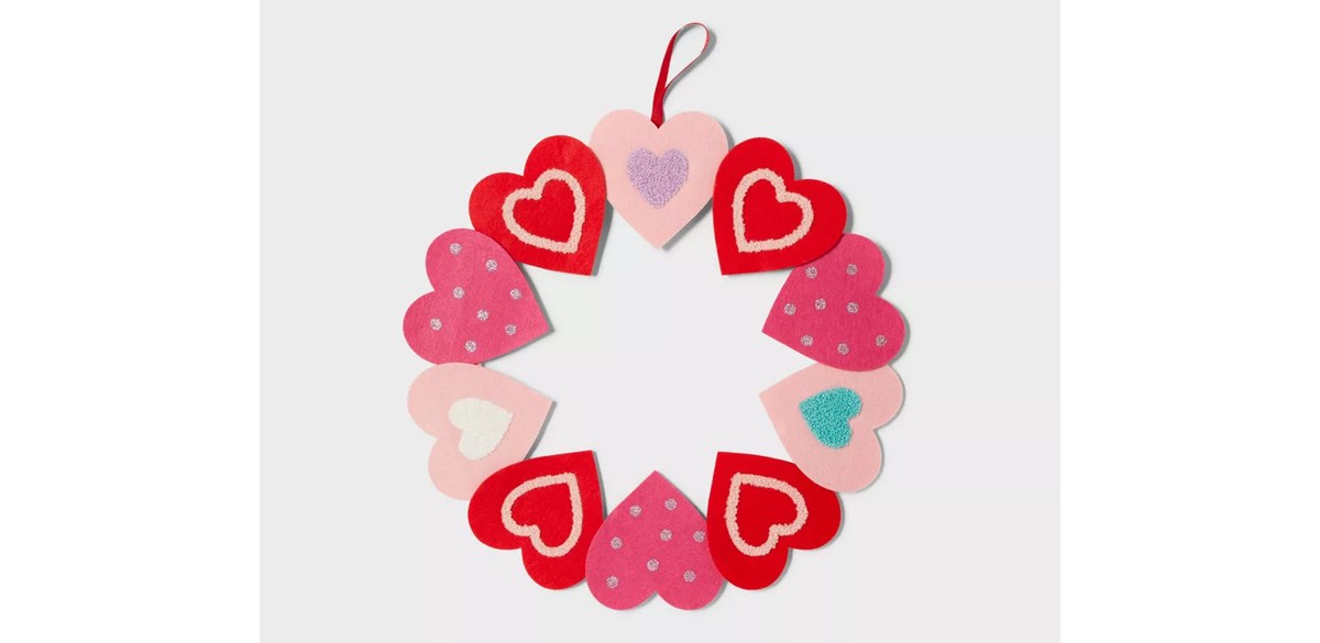 Felt Heart Wreath Valentine's Day Decorative Wall Decor
